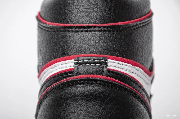 Retro Jordan  1 Bloodline High 555088-062 0501